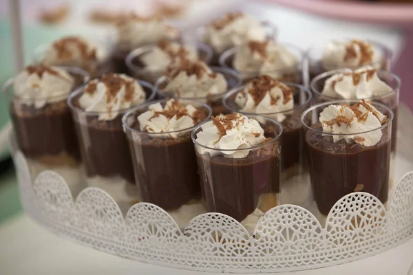 Açık büfe parti tatlı parmak gıda