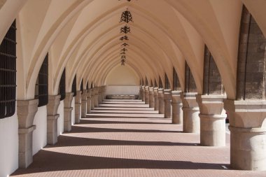 tarihsel gates ve koridor