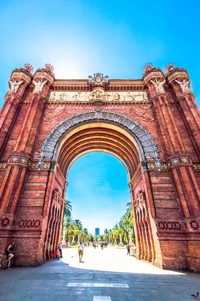 Arco Del Triunfo Barcelona España —  Fotos de Stock