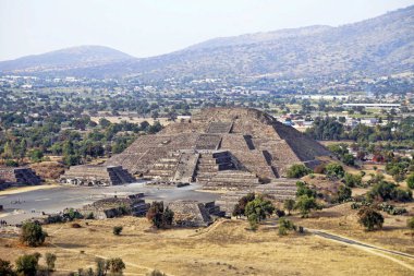 Pyramide Meksika ayın
