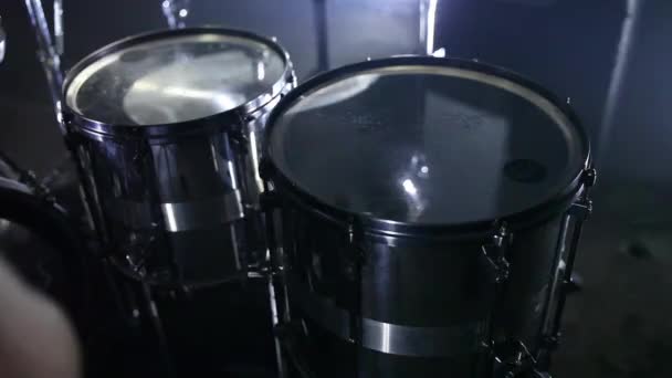 Drummer in rehearsal. Smoke background — Stock Video