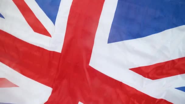 İngiliz bayrağı üzerinde tüttür. Sinematik görüntüler. Britanya zaferi — Stok video