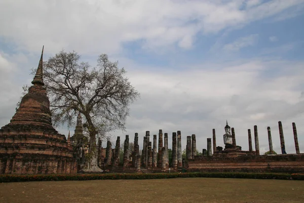 Sukothai historisch park, Thailand — Stockfoto