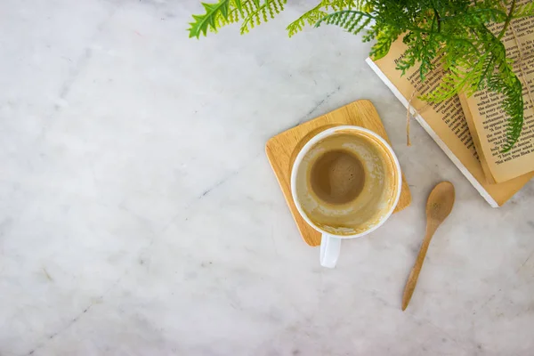 Vue Dessus Fermé Place Tasse Café Chaud Vide Sur Plat — Photo