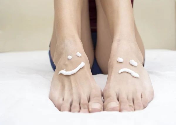 Woman Applying Foot Cream Treatment — Stock Photo, Image