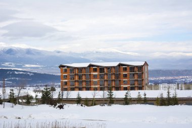 Bulgaristan 'ın Bansko kentindeki Pirin istasyonunda kış mevsimi