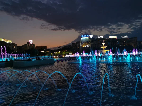 Сентября 2019 Бухарест Румыния Открытие Фонтанов Площади Unirii Центре Столицы — стоковое фото