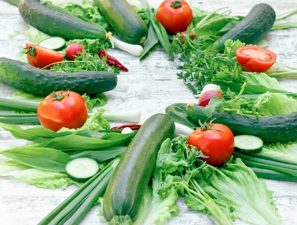 Świeżych organicznych warzyw - warzywa wiosna — Zdjęcie stockowe
