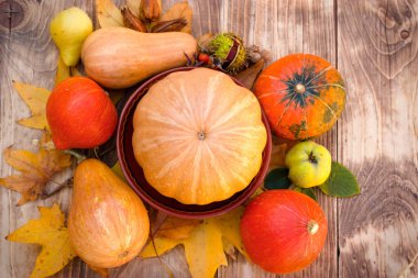 Sonbahar meyve ve sebze, sağlıklı beslenme, sağlıklı gıda - hasat masada
