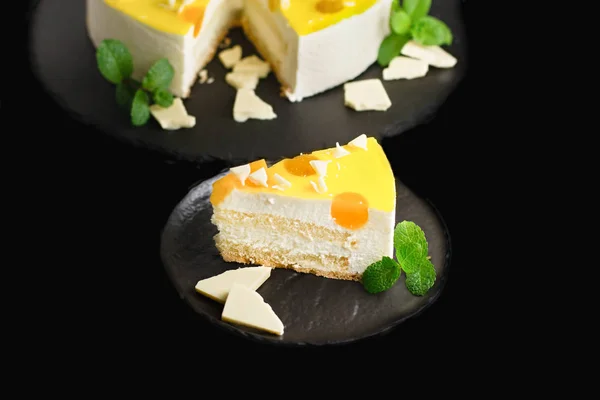 Läcker Klassisk Krämig Cheesecake Rustik Svart Platta — Stockfoto