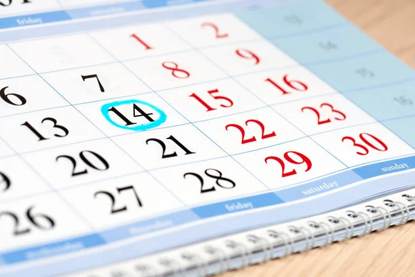 Fecha del calendario resaltada en azul — Foto de Stock