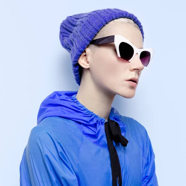 Hipster girl in stylish blue clothe — Stock Photo, Image