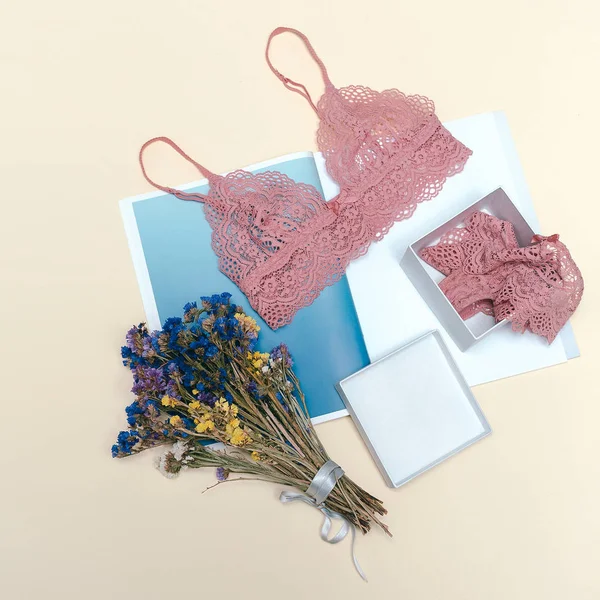 Trendy underwear. Stylish lace. Gift box. Minimal design. Fashio — Stock Photo, Image