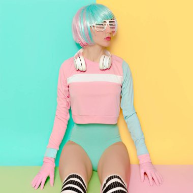 Fitness Bayan. En az moda Pop Art. Vanilya pastel renkler. Gi