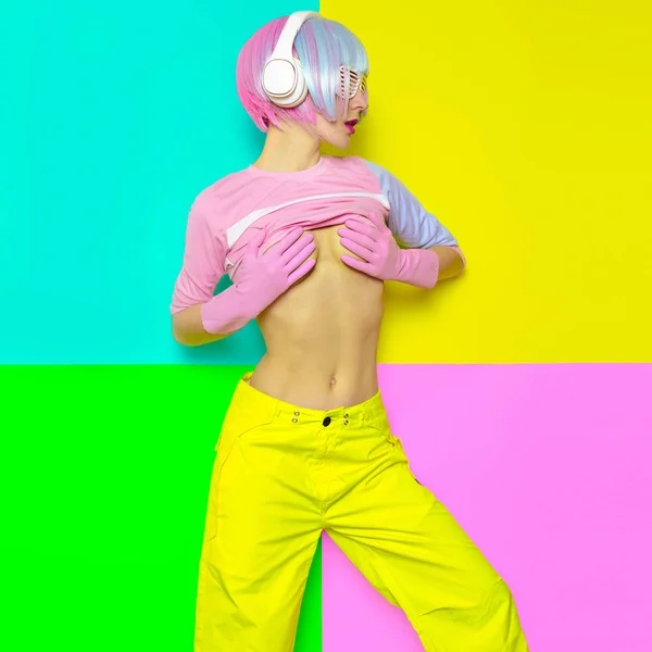 A dama da aptidão. Moda mínima Pop Art. Cores pastel baunilha. Gi — Fotografia de Stock