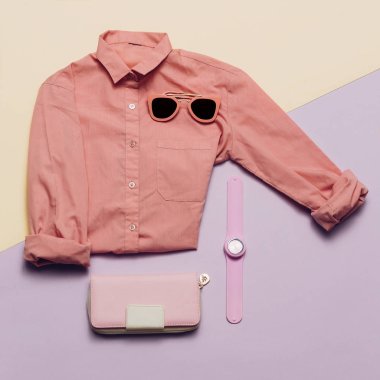 Bayanlar moda kıyafetler ve aksesuarlar. Çanta, saatler, sunglass