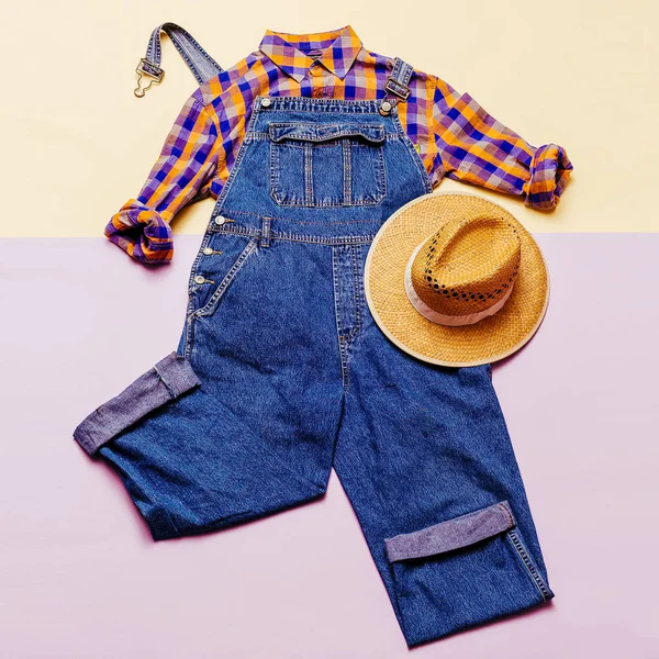 Fashionable denim overalls. Stylish clothes. Minimal Country fas — Stock Photo, Image