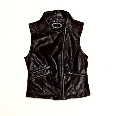 Rock tarzı siyah kentsel moda. Deri yelek en az