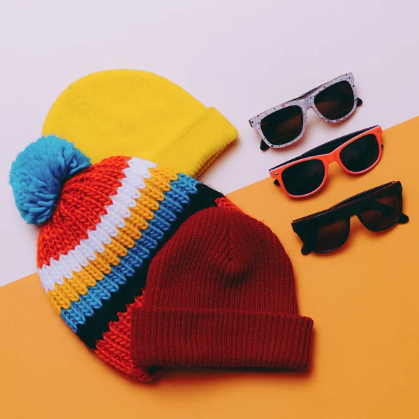 Bright urban. Set hats and glasses. Skateboard and snowboard fas — Stock Photo, Image