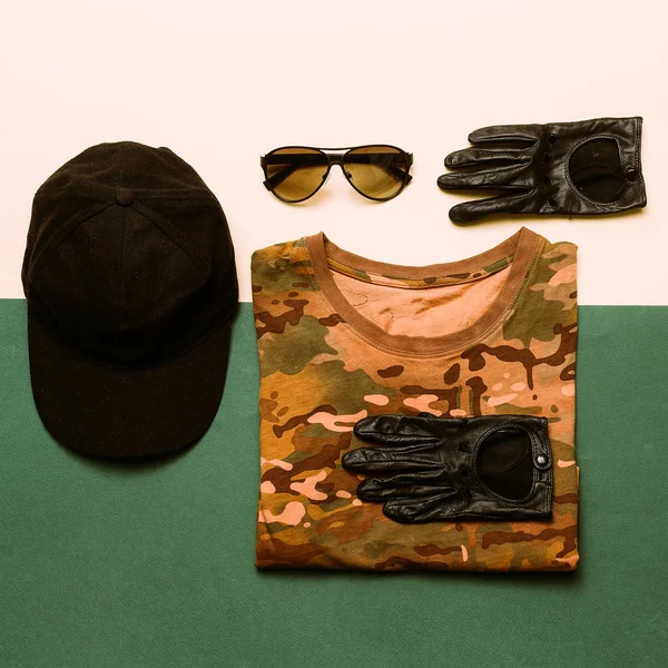 Conjunto de roupas Estilo militar moda Soldado roupa Detalhes — Fotografia de Stock