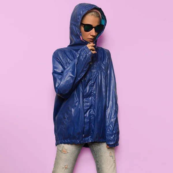 Hipster fashion model Minimal Hood Outfit Eyewear — Stock Photo, Image