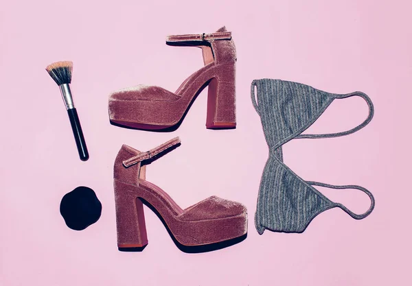 Chaussures à talons hauts. Tendance. Le style. Concept de mode. Sois Dame. Ensemble de — Photo