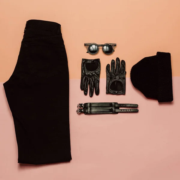 Stylowy strój widok z góry. Czarne ubrania i akcesoria, B — Zdjęcie stockowe