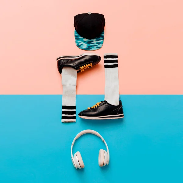 Minimal fashion creative art. Stylish sneakers and socks. Cap. H — Stock Photo, Image