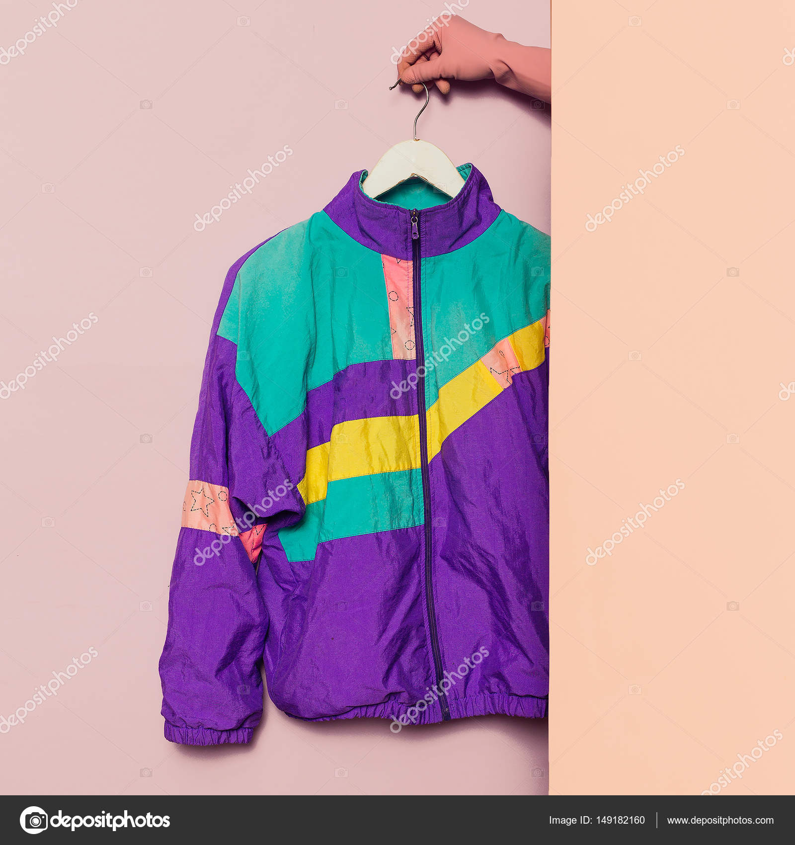sportstøj. Vintage jakke. Minimal mode. Garderobe tendenser Ideer Hipster — Stock-foto #149182160