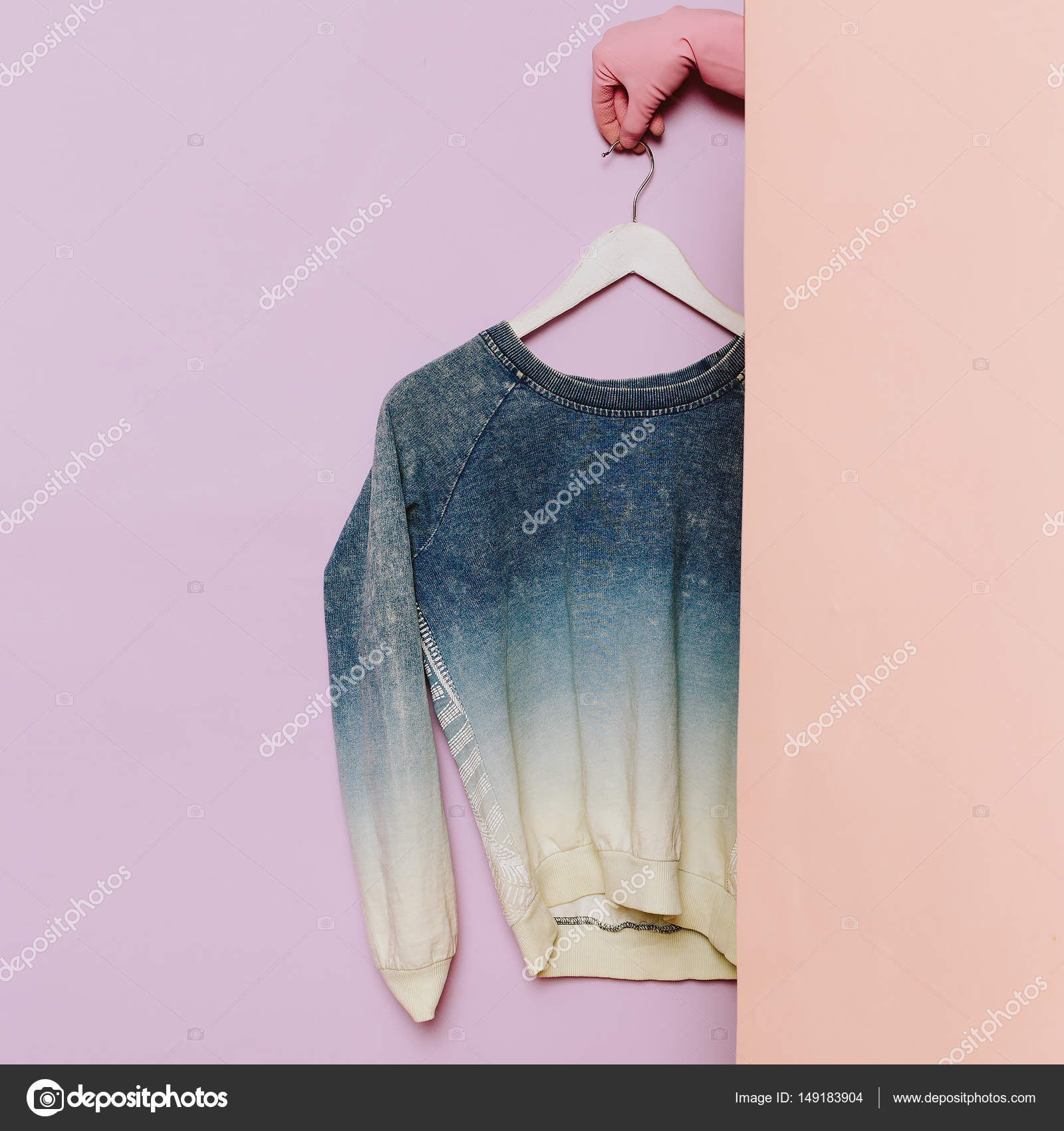 élégants. pull à la mode. coton denim. ide de garde robe — photo ...