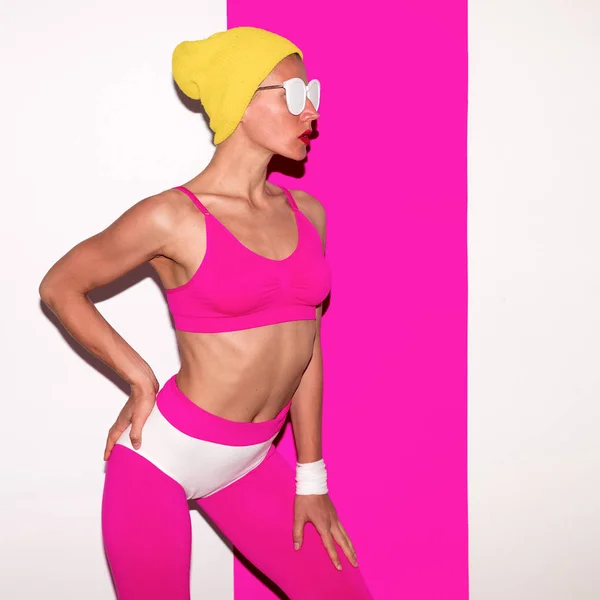 Fitnessschwingungen. Pop-Art-Stil. Damenmode — Stockfoto