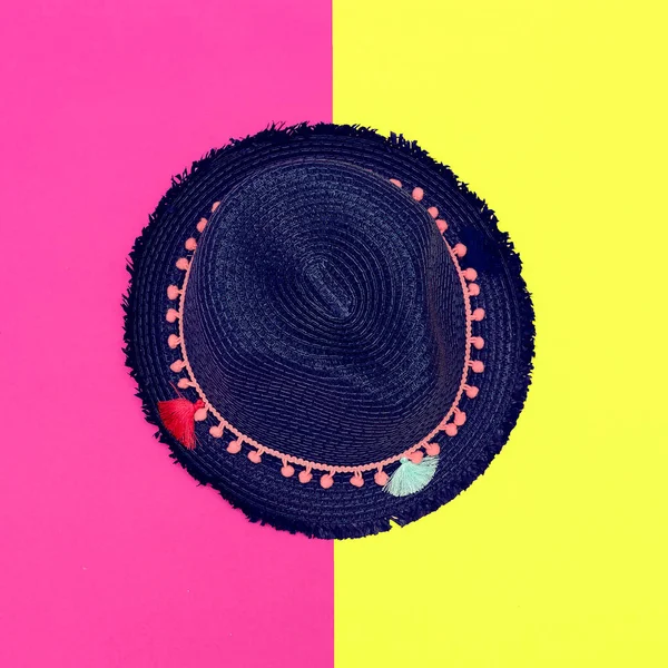 Estilo hippy playa. Sombrero. Tendencia mínima — Foto de Stock