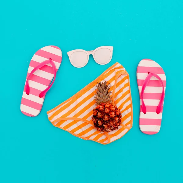 Beach Style. Beach accessories. Minimal — Stock Photo, Image