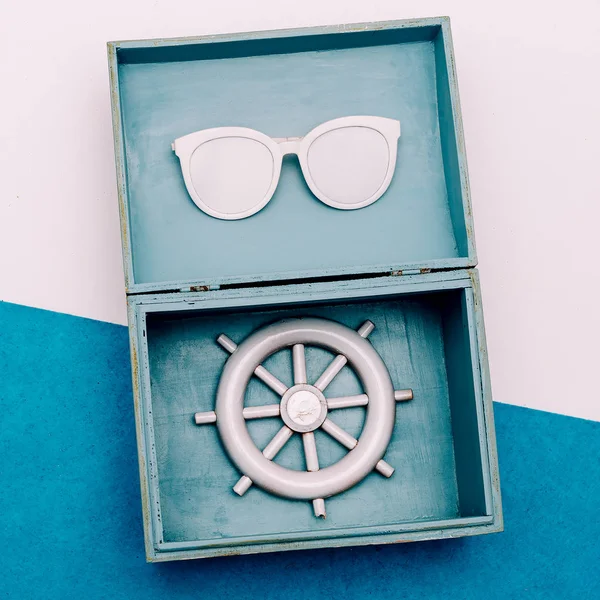 Trillingen van de zee. Oceaan souvenirs. minimale set — Stockfoto