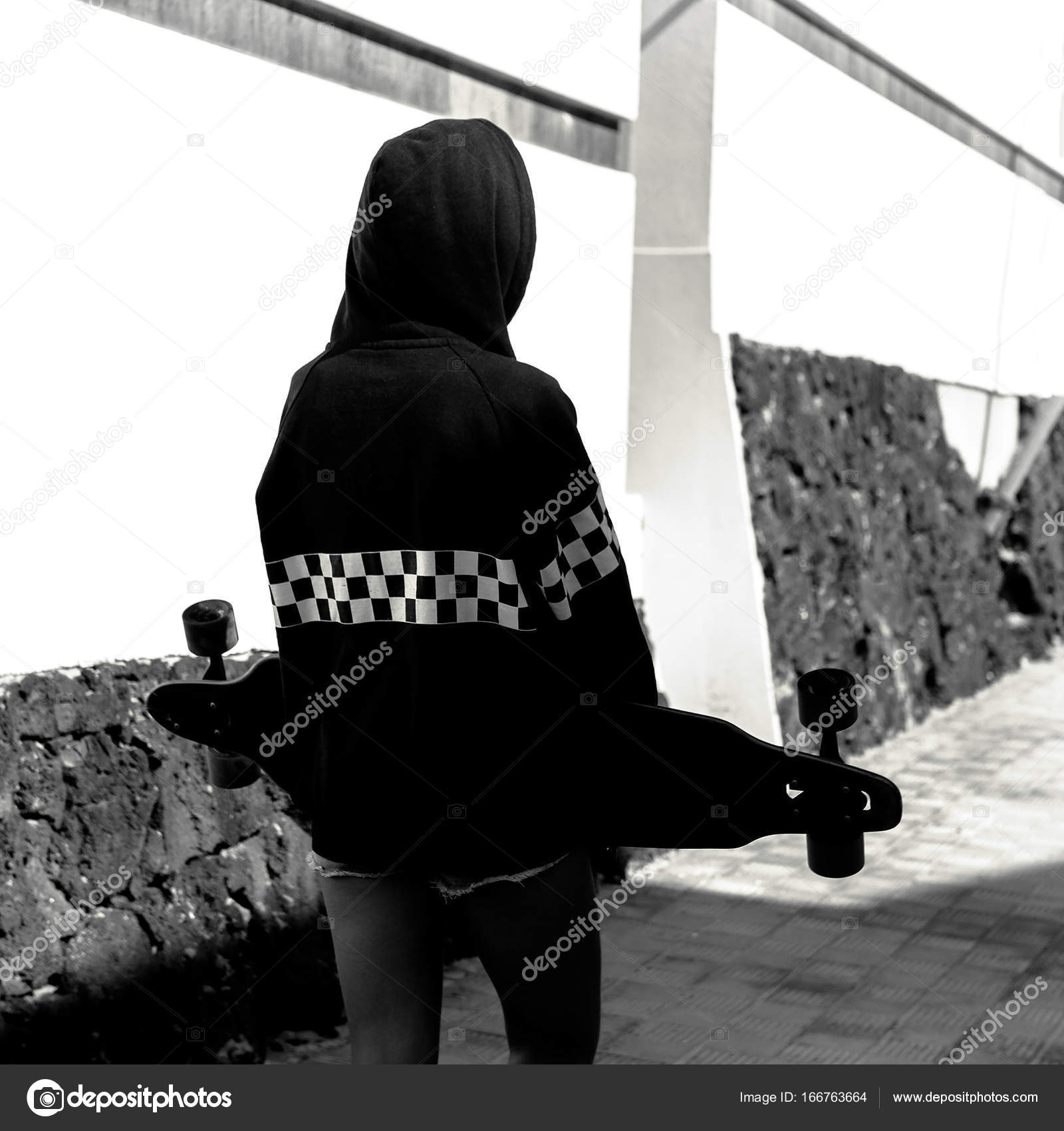 Teen girl hip hop Urban street Skateboar