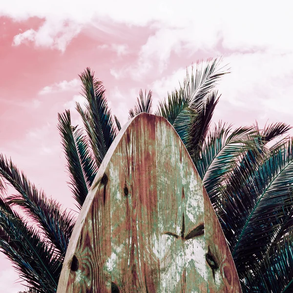Palme e surf. Design d'arte minimale. vita tropicale — Foto Stock