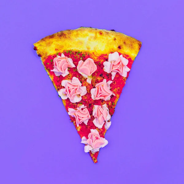 Bloem de Pizza. Fast Food Art plat leggen minimale trends — Stockfoto