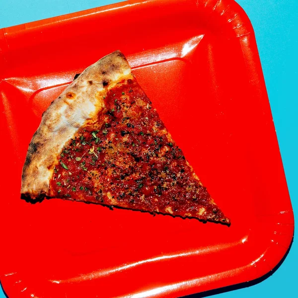 Slice of pizza. Fast Food Fashion Art Design Flat lay minimal — Stock Photo, Image