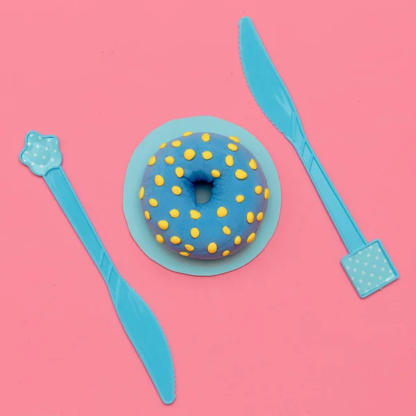 Donut älskaren. Platt låg. Sött godis minimalistisk konst — Stockfoto