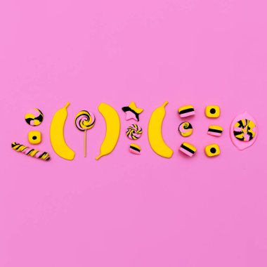 Flatlay sanat. Tatlı şeker karışımı. En az