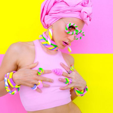 Şeker marshmallow Aksesuar moda modeli. Şeker kıyafeti