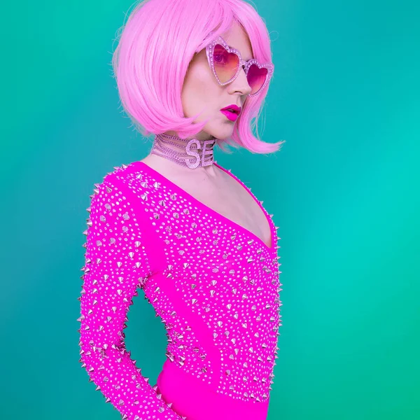 Glamorous Sexy Retro Lady in Disco Fashion Style. Concha de tacos — Fotografia de Stock