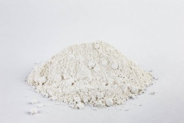 Beyaz bir arka plan üzerinde beyaz pigment