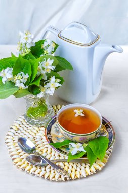 çay, çay, çay, çeşitli çay Yasemin ile