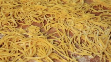 ev yapımı makarna, erişte, ev yapımı makarna