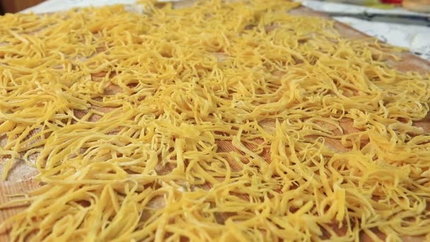 Homemade pasta, noodles, home-made pasta — Stock Video