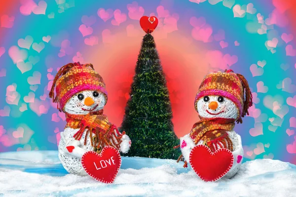 Люблю сніговиків. Снігопад. Любов концепції. День Святого Валентина Вітальна листівка — стокове фото