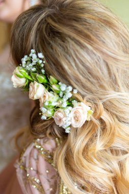 gelinler düğün öznitelikleri. Düğün Aksesuarları. düğün ıvır zıvır