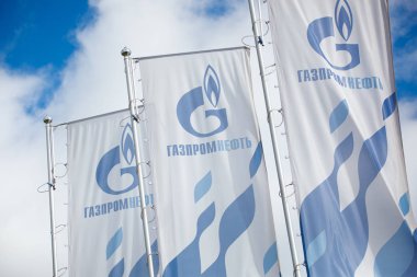 Omsk, Rusya 6 Temmuz 2010: benzin istasyonları 