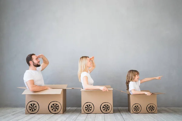 Family New Home Moving Day — Stock Photo, Image